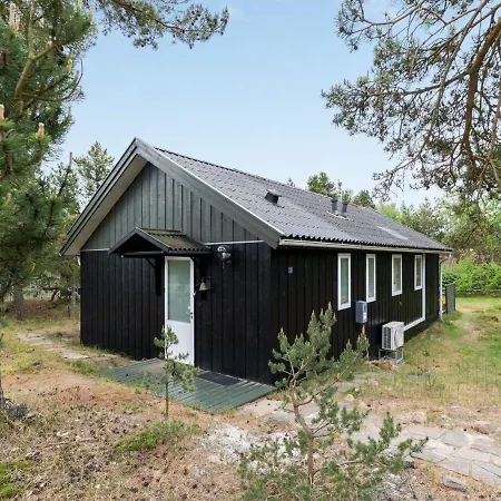 Holiday home Hilje - 350m From The Sea In Bornholm By Interhome