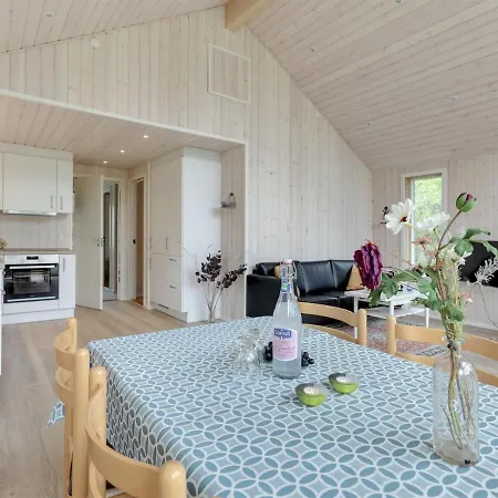 Holiday home Hilje - 350m From The Sea In Bornholm By Interhome *